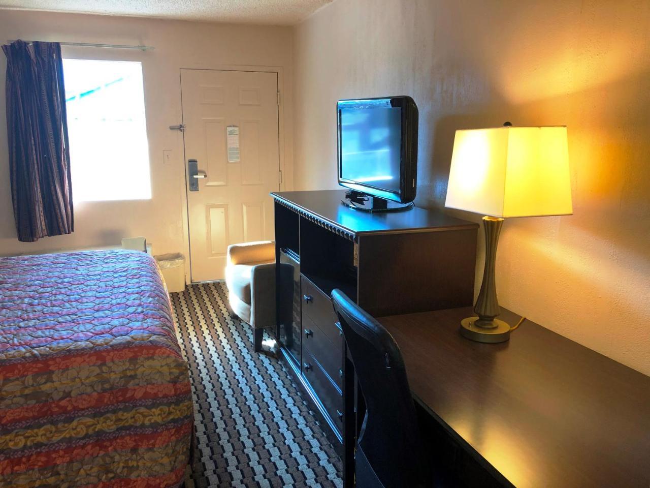 Motel Guest 2*