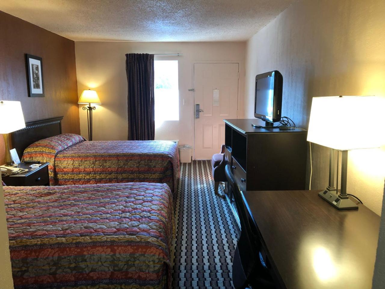 Guest Austell